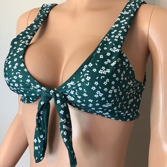 NWOT Shein Green Floral Tie Front Wide Strap Bikini Top Size Medium - Picture 2 of 7